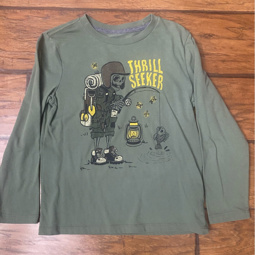 Old Navy Kids Long Sleeve Graphic Tee - Olive Green Size 8